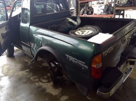 1999 TACOMA GREEN, SR5, EXTD CAB, 3.4L MT, 4WD. Z24920